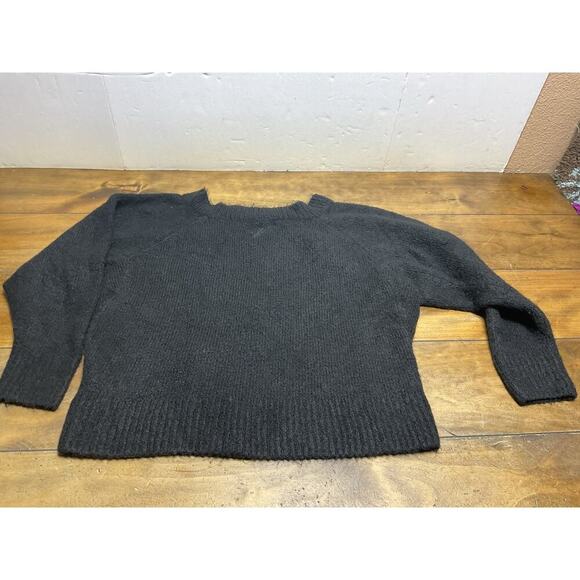 Victoria's Secret Super Fuzzy Soft Pullover Sweater Womens Size Large Black - Picture 8 of 9